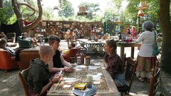 Wakker worden in Café de Guanaco